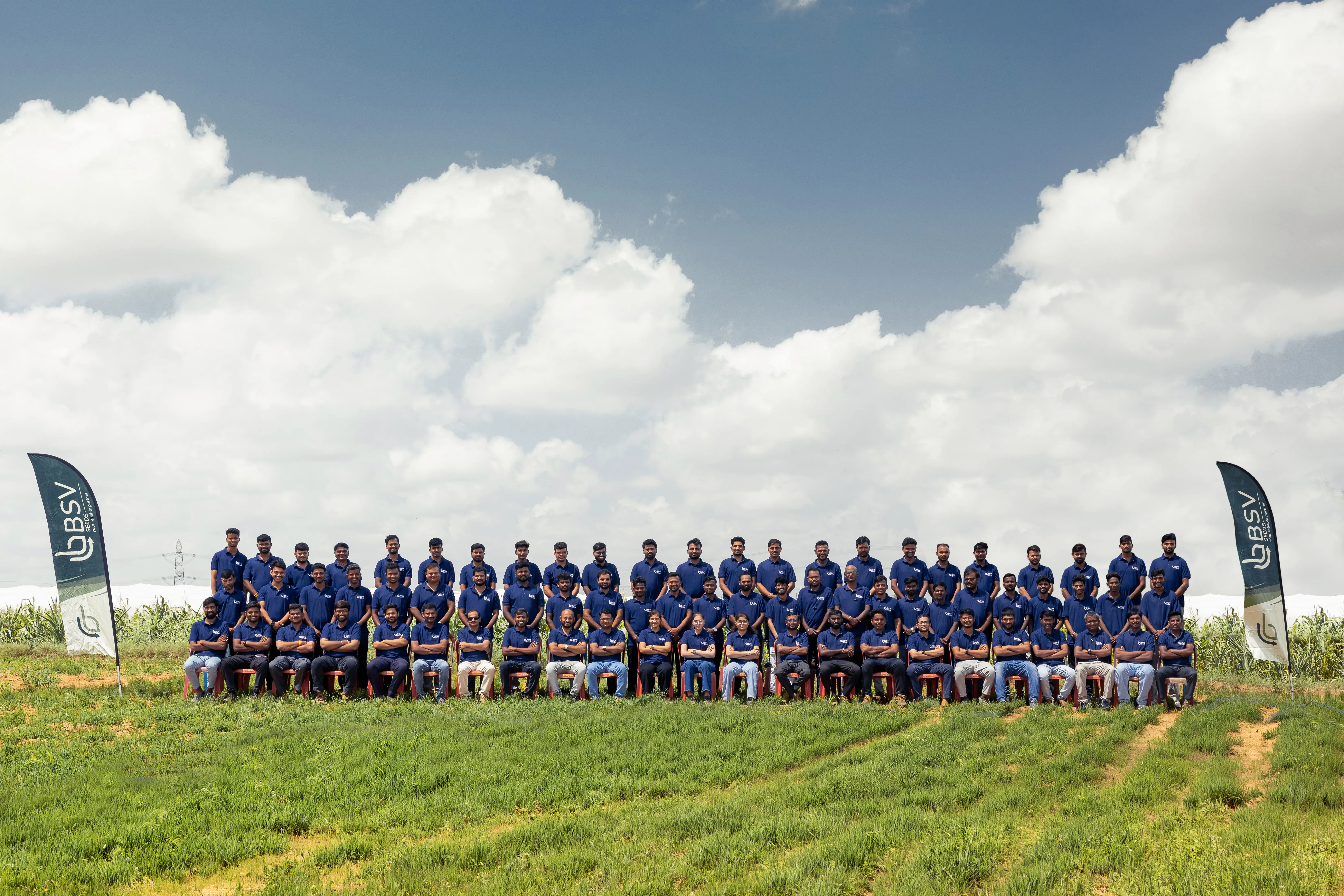 The entire BSV Seeds team together in the field